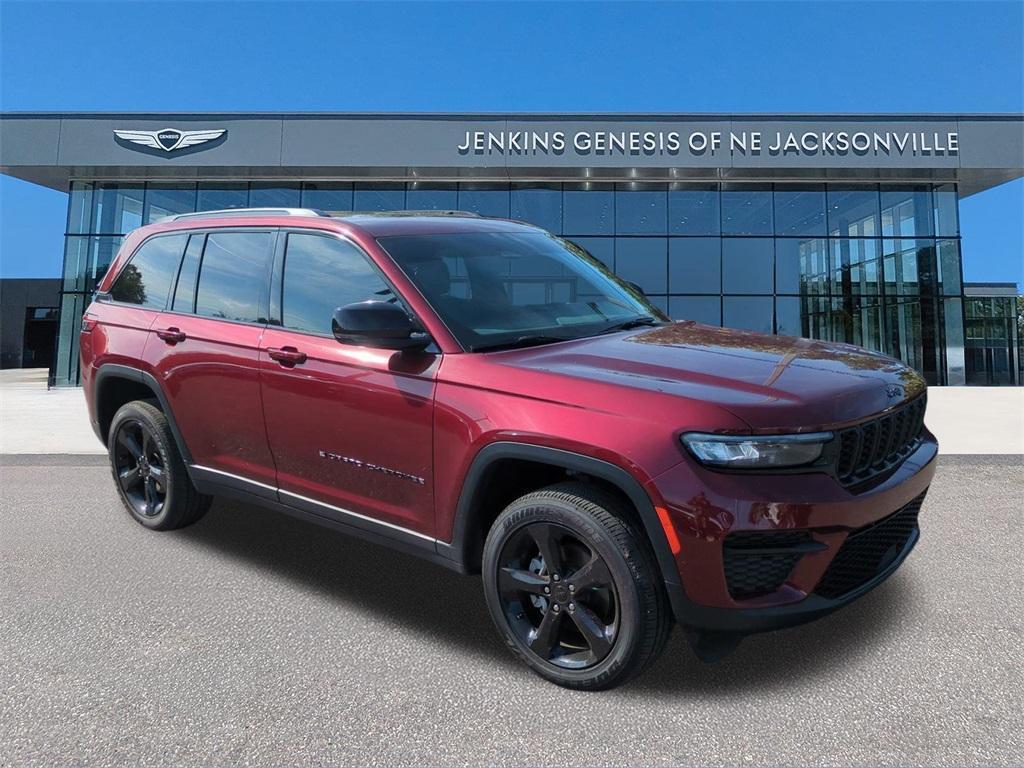 used 2024 Jeep Grand Cherokee car, priced at $33,000