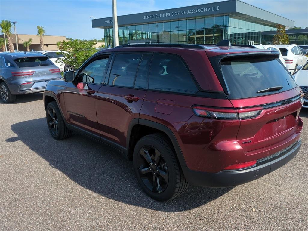 used 2024 Jeep Grand Cherokee car, priced at $34,795
