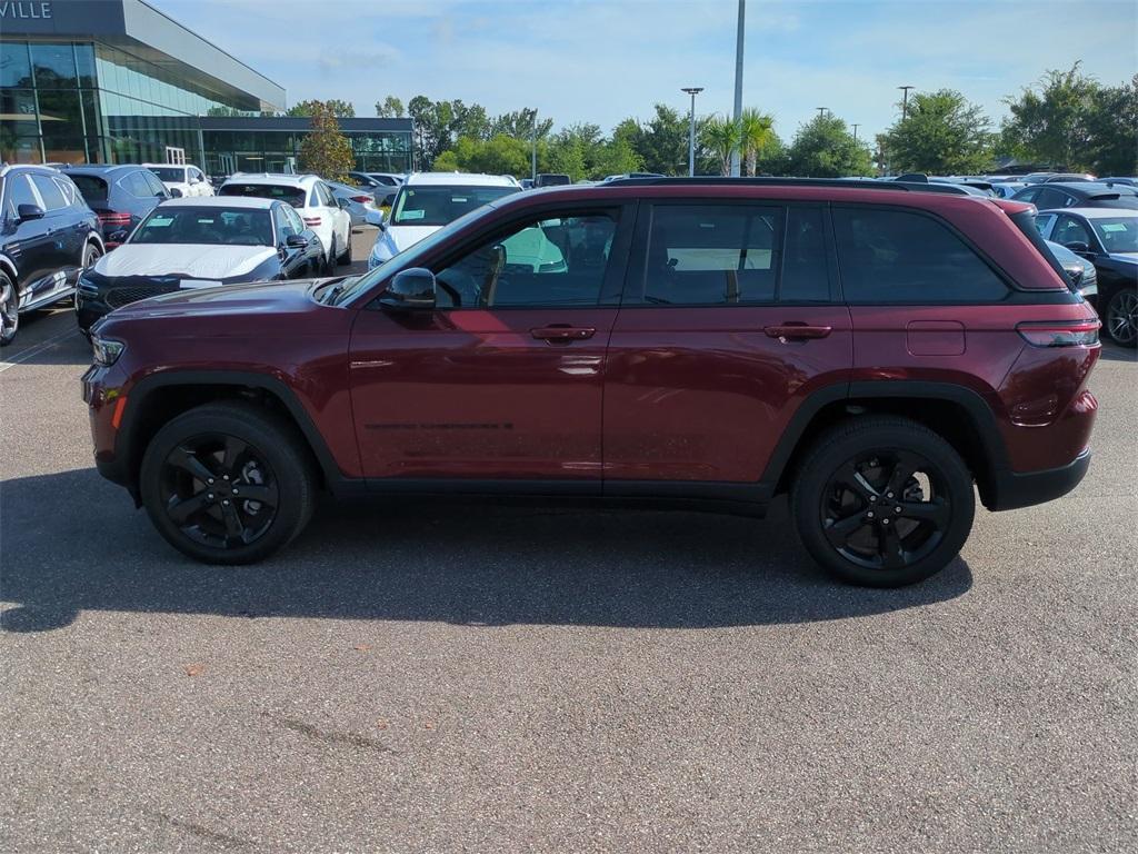 used 2024 Jeep Grand Cherokee car, priced at $34,795