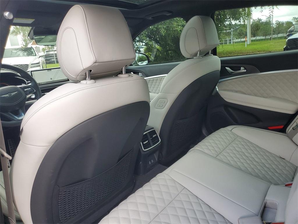 new 2025 Genesis G70 car, priced at $59,910