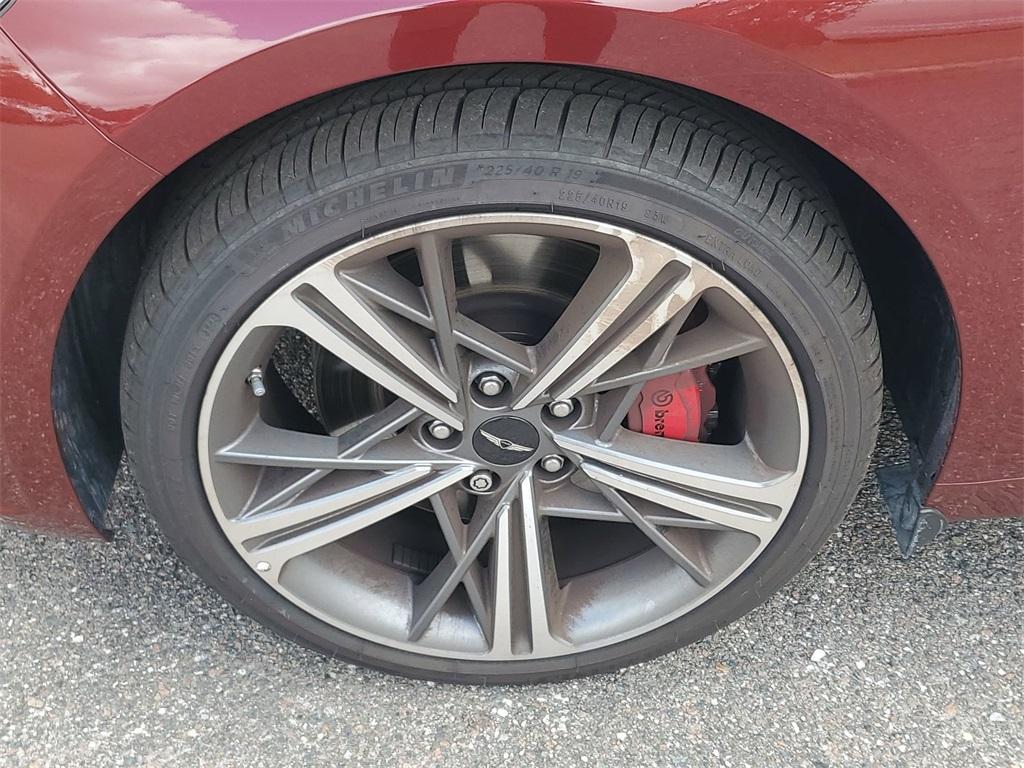 new 2025 Genesis G70 car, priced at $59,910