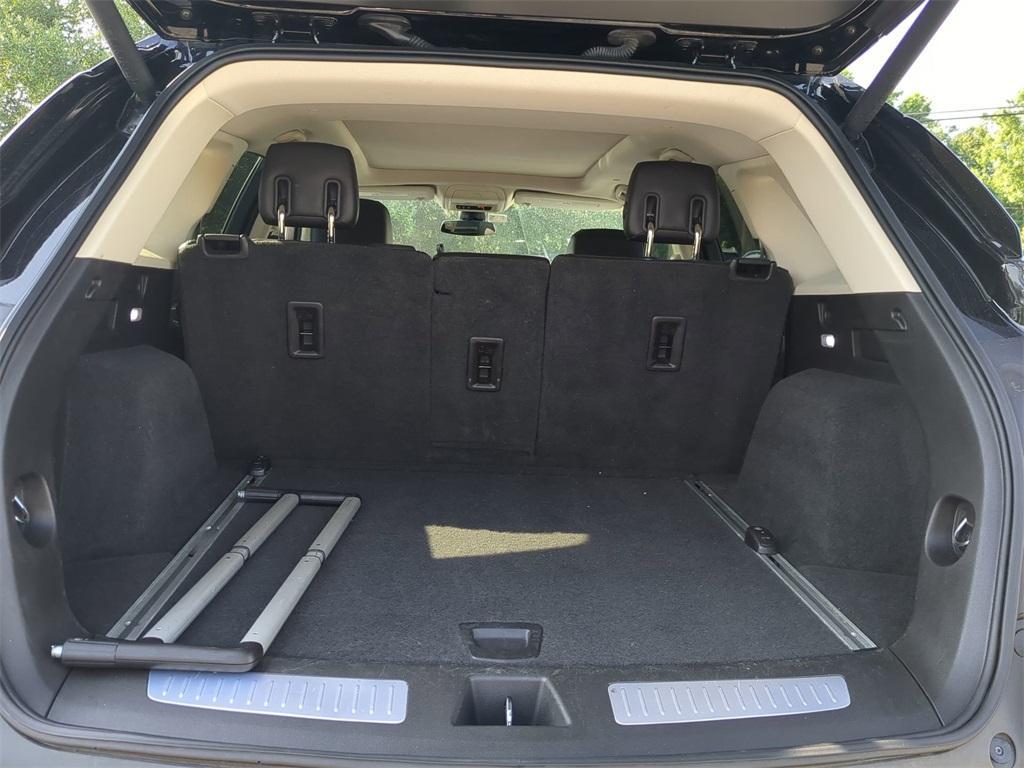 used 2017 Cadillac XT5 car, priced at $19,999