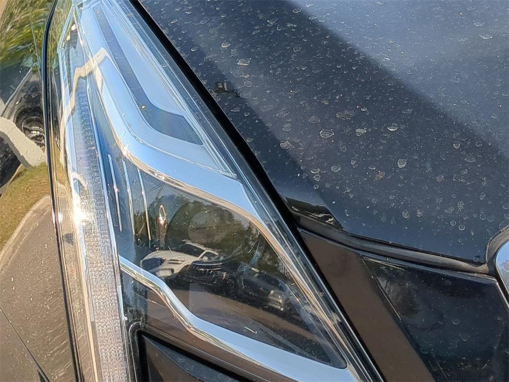 used 2017 Cadillac XT5 car, priced at $19,999