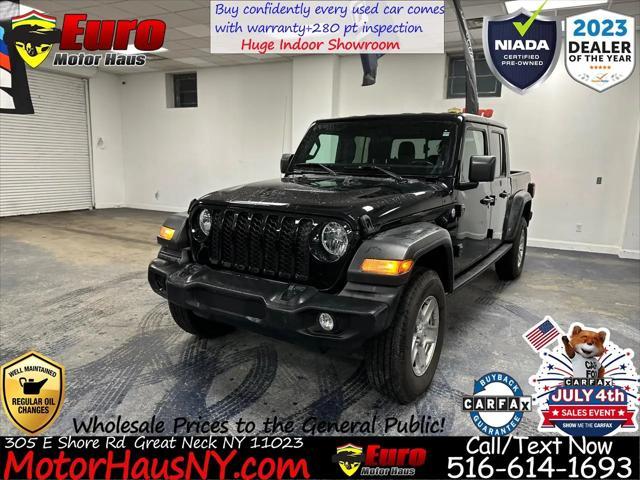 used 2020 Jeep Gladiator car, priced at $25,462