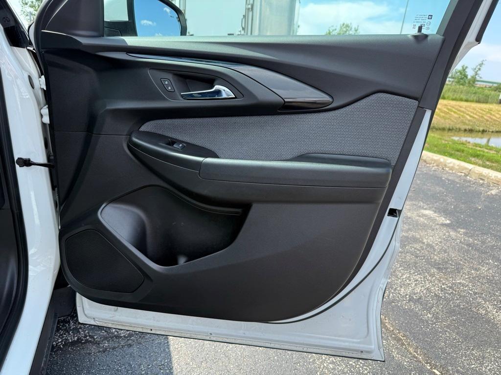 used 2022 Chevrolet TrailBlazer car, priced at $21,215