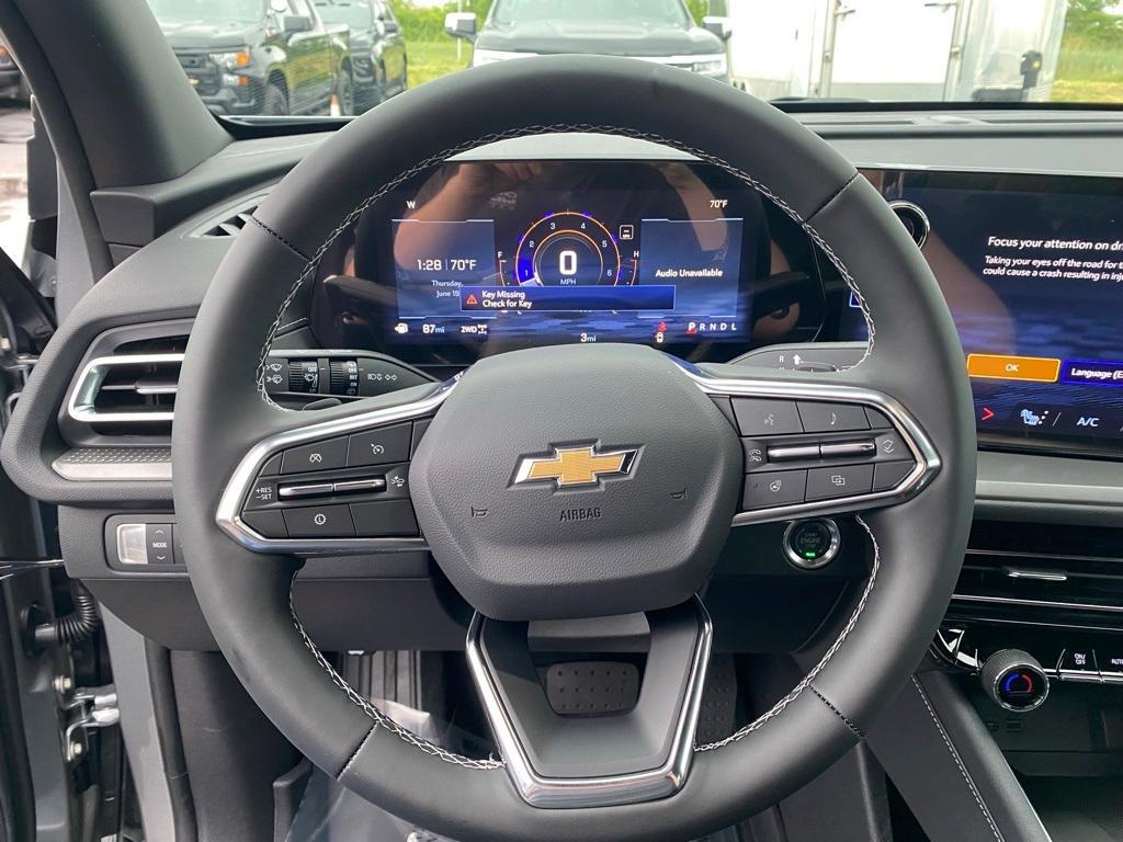 new 2025 Chevrolet Traverse car, priced at $46,060