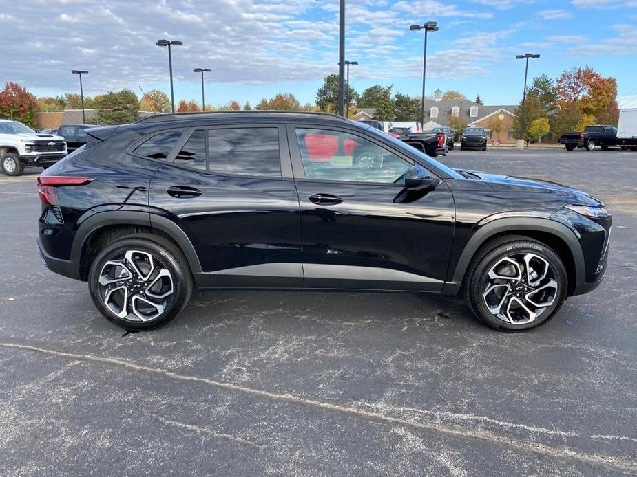 new 2025 Chevrolet Trax car, priced at $27,760