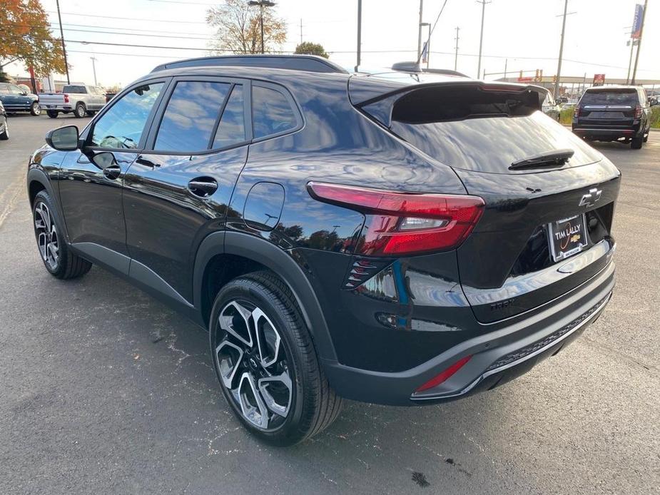 new 2025 Chevrolet Trax car, priced at $27,760