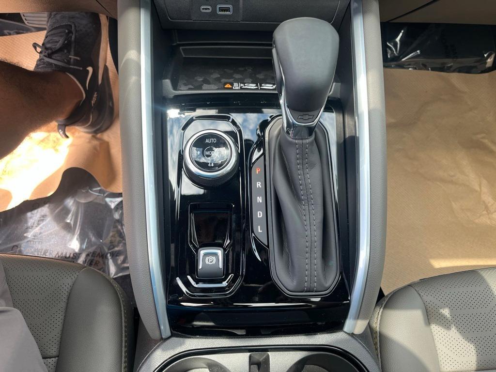 new 2025 Chevrolet Colorado car, priced at $52,995