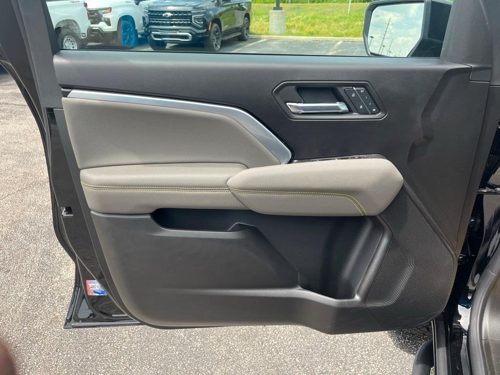 new 2025 Chevrolet Colorado car, priced at $52,995