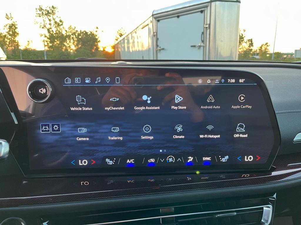 new 2026 Chevrolet Traverse car, priced at $54,285