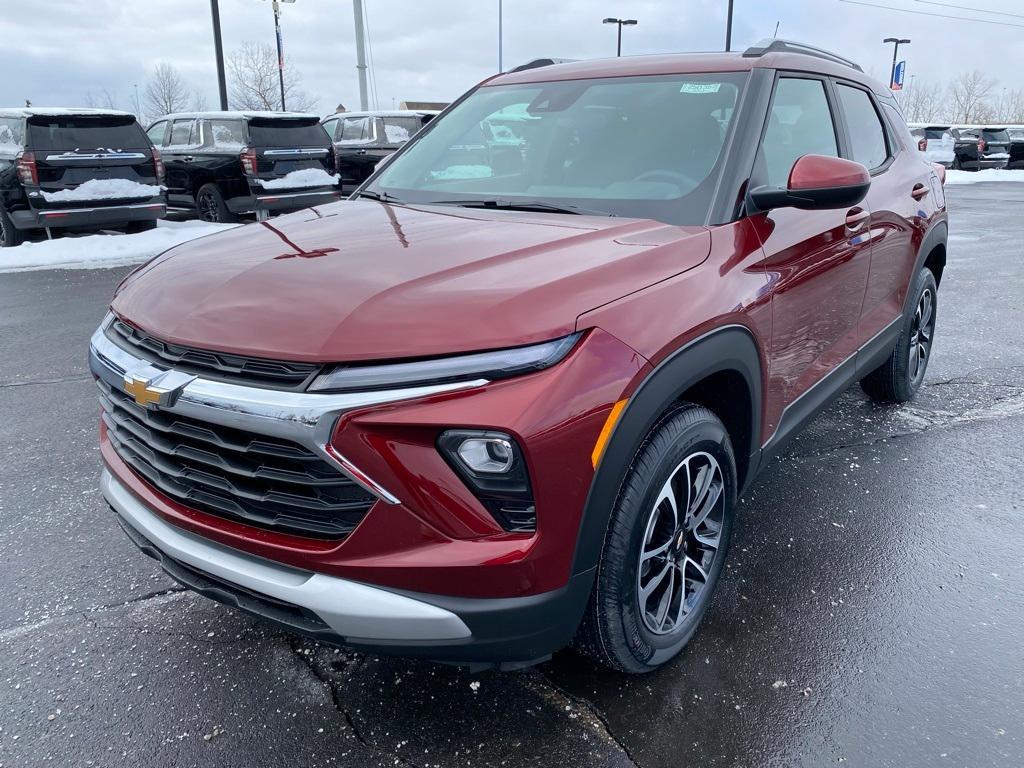 new 2025 Chevrolet TrailBlazer car, priced at $28,980