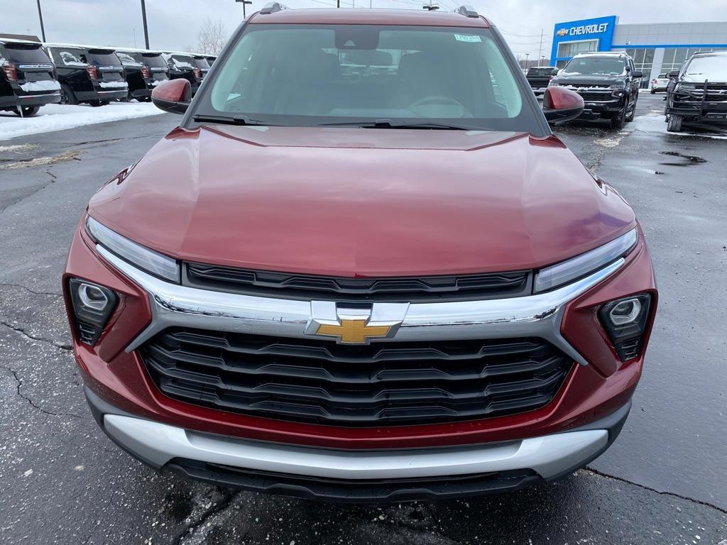 new 2025 Chevrolet TrailBlazer car, priced at $28,980