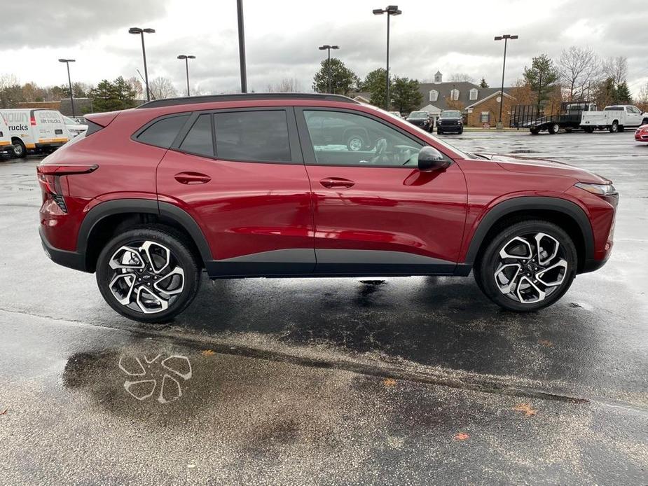 new 2025 Chevrolet Trax car, priced at $26,910