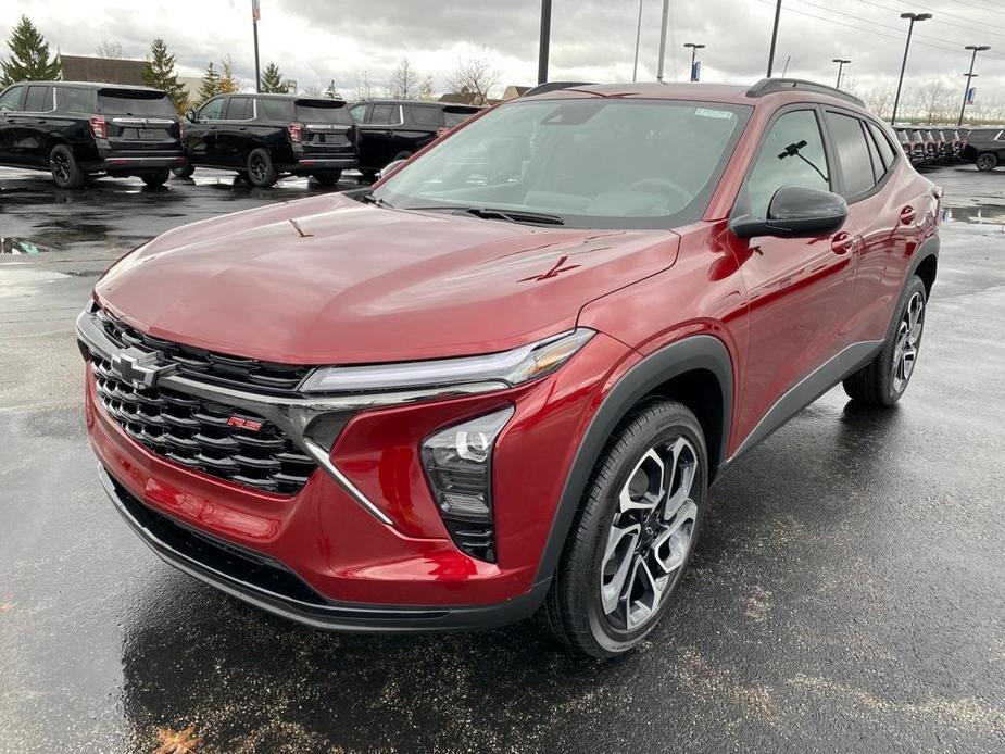 new 2025 Chevrolet Trax car, priced at $26,910