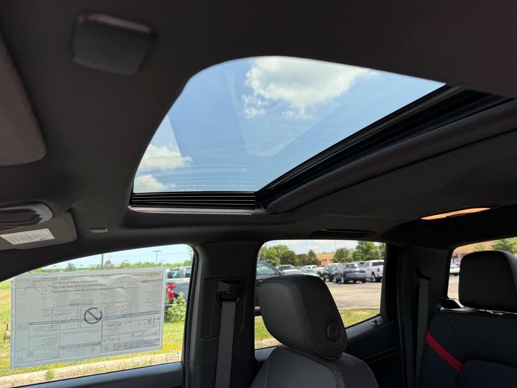 new 2025 Chevrolet Colorado car, priced at $48,990