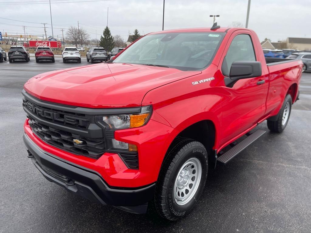 new 2025 Chevrolet Silverado 1500 car, priced at $43,990