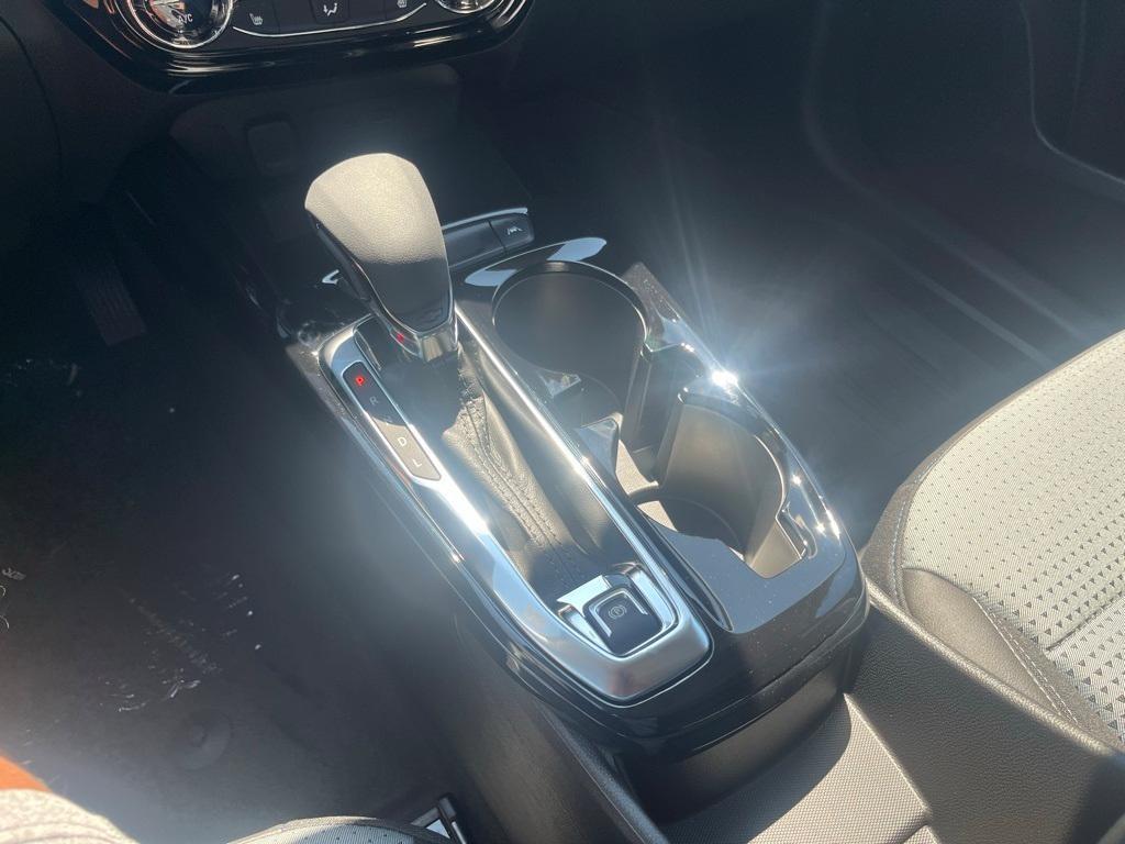 new 2025 Chevrolet Trax car, priced at $25,085