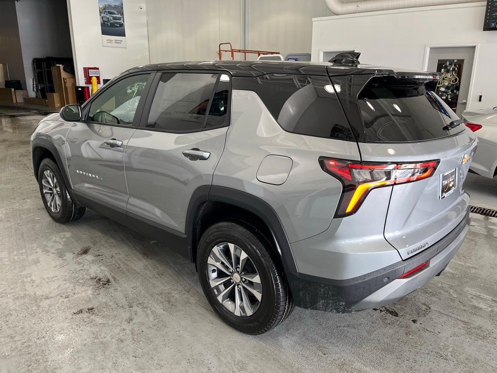 new 2025 Chevrolet Equinox car, priced at $29,365