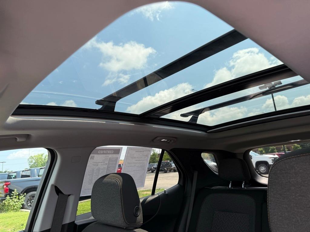 used 2022 Chevrolet Equinox car, priced at $22,413