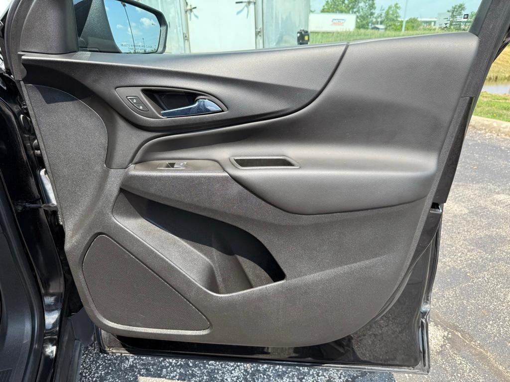 used 2022 Chevrolet Equinox car, priced at $22,413