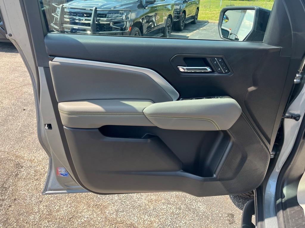 new 2025 Chevrolet Colorado car, priced at $51,495