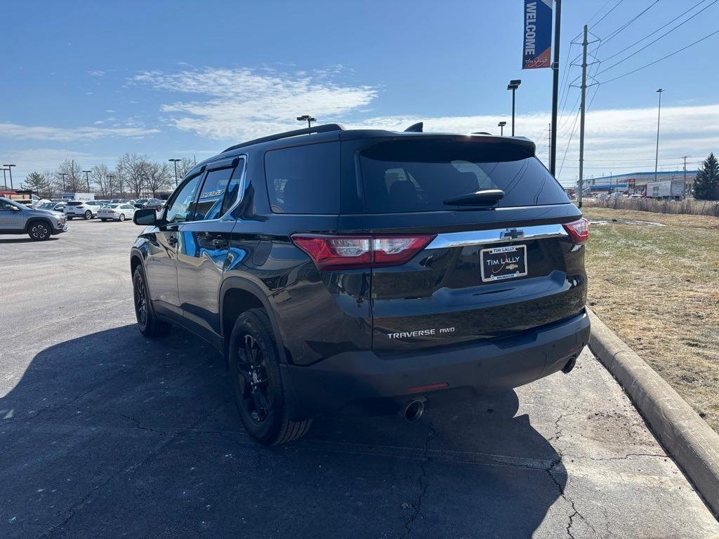 used 2021 Chevrolet Traverse car, priced at $23,373