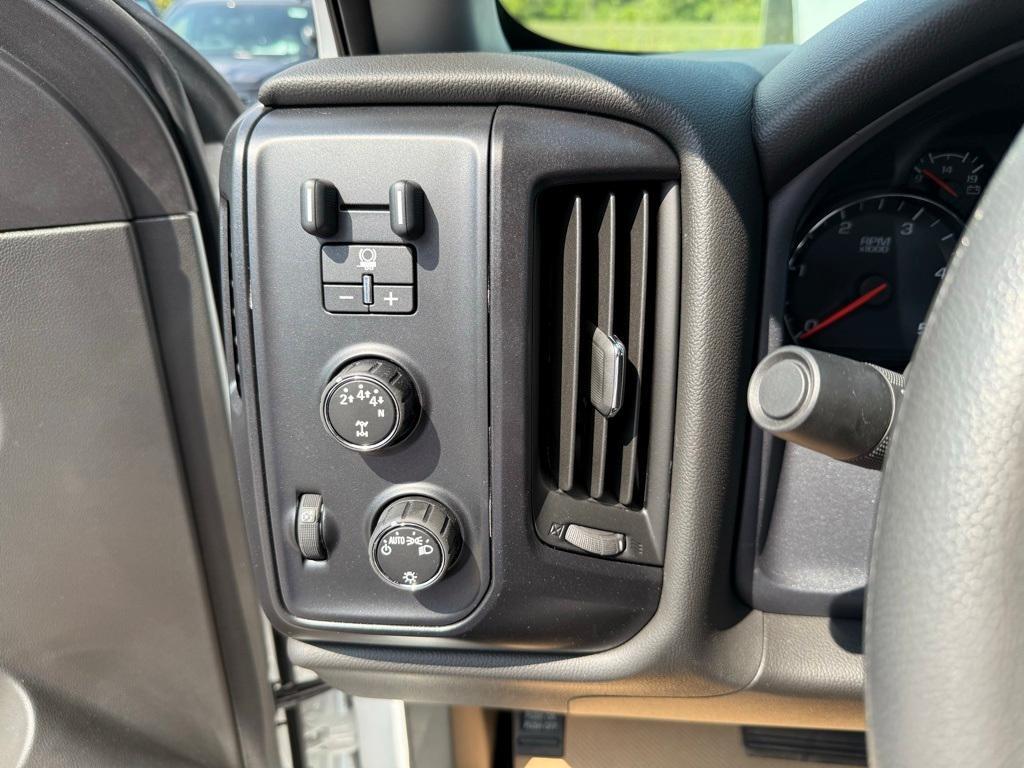 new 2024 Chevrolet Silverado 1500 car, priced at $75,927