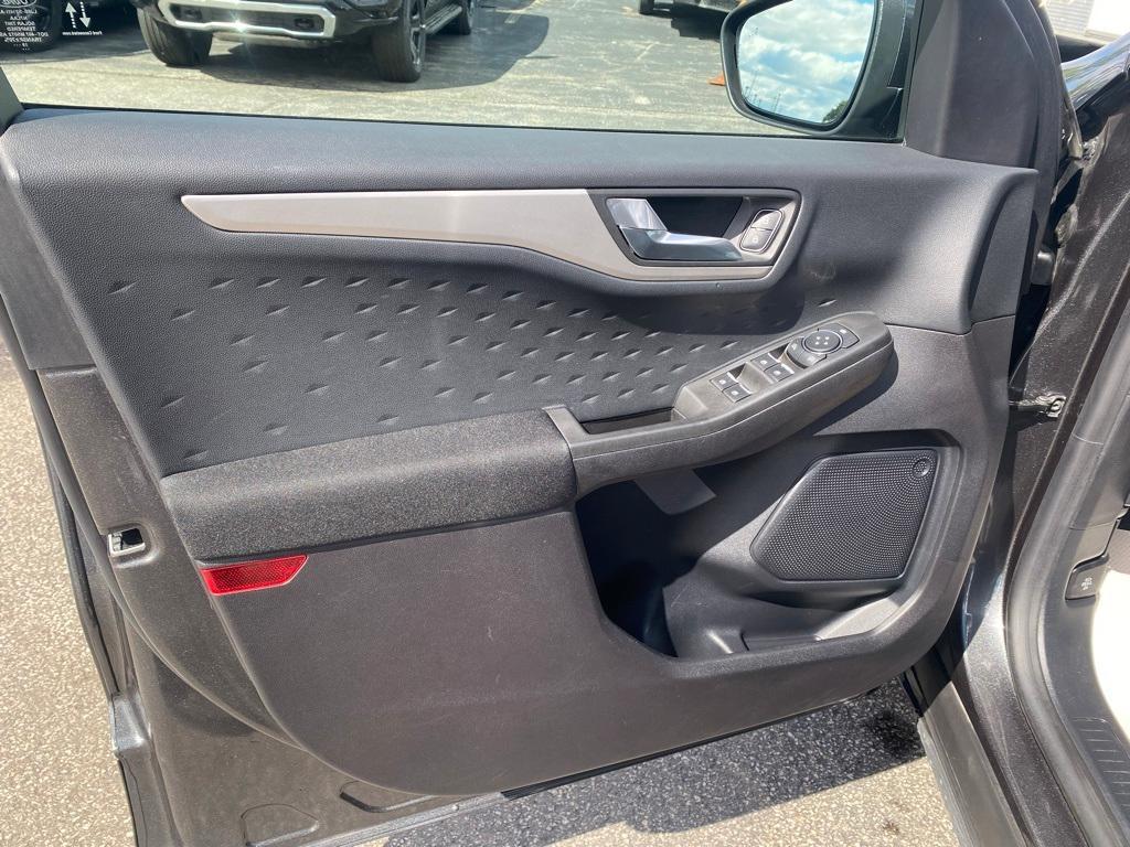 used 2020 Ford Escape car, priced at $15,995