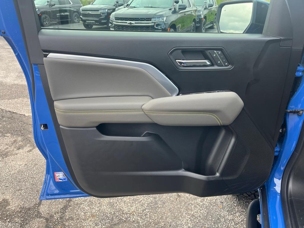 new 2025 Chevrolet Colorado car, priced at $54,640