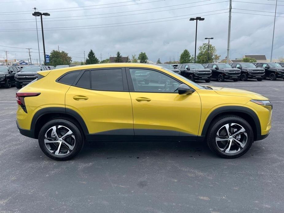 new 2025 Chevrolet Trax car, priced at $24,905