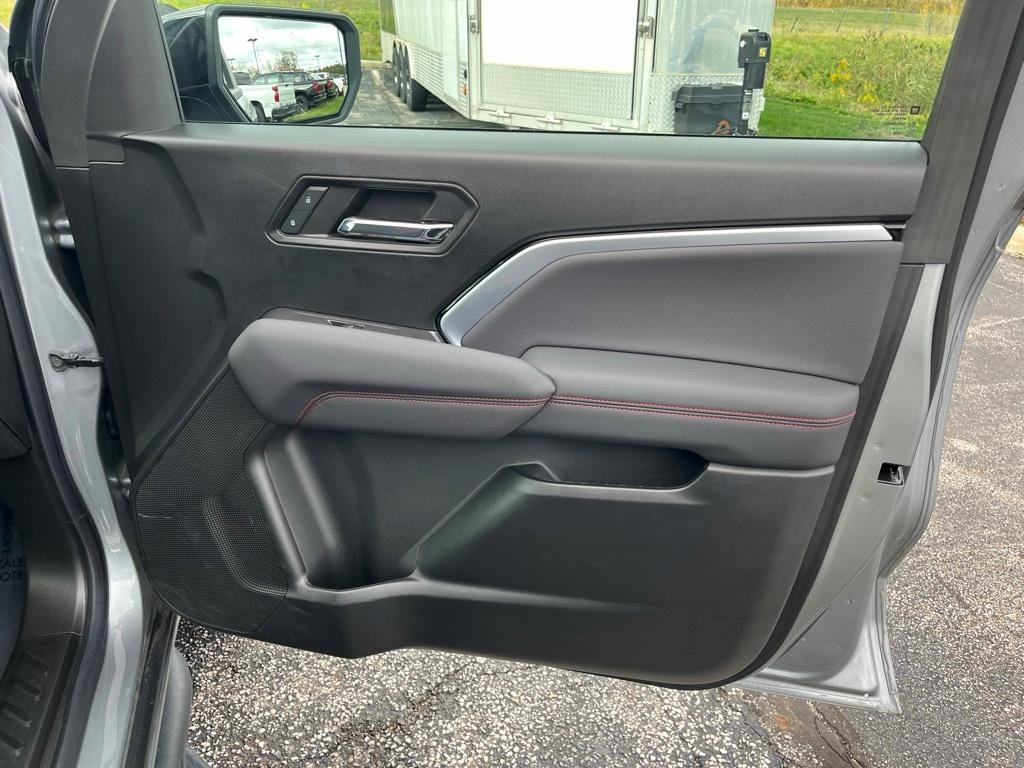 used 2024 Chevrolet Colorado car, priced at $39,995