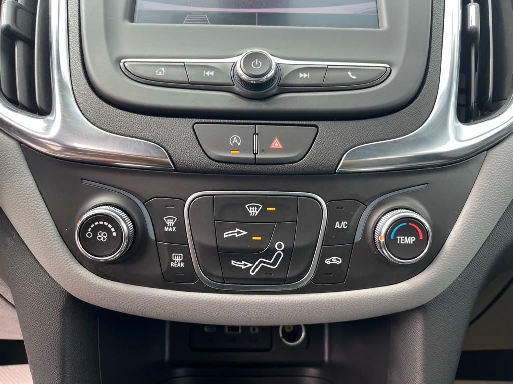 used 2024 Chevrolet Equinox car, priced at $19,789