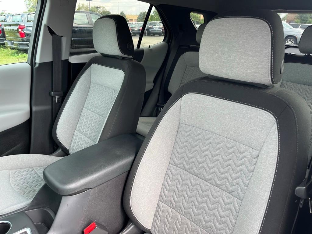 used 2024 Chevrolet Equinox car, priced at $19,789