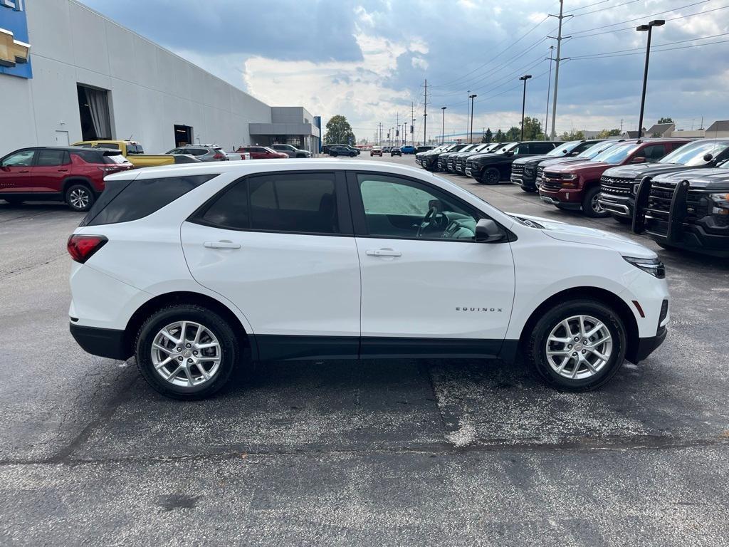used 2024 Chevrolet Equinox car, priced at $19,789
