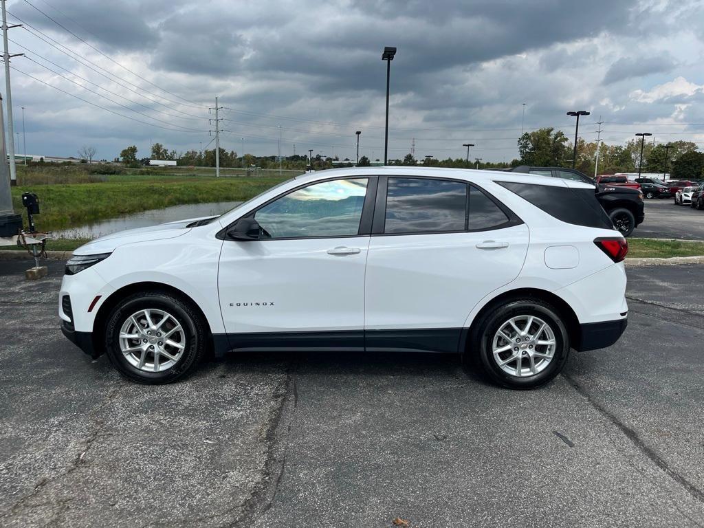 used 2024 Chevrolet Equinox car, priced at $19,789