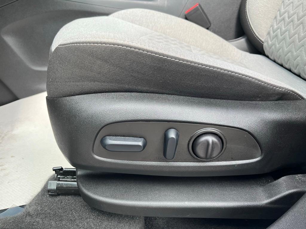 used 2024 Chevrolet Equinox car, priced at $19,789