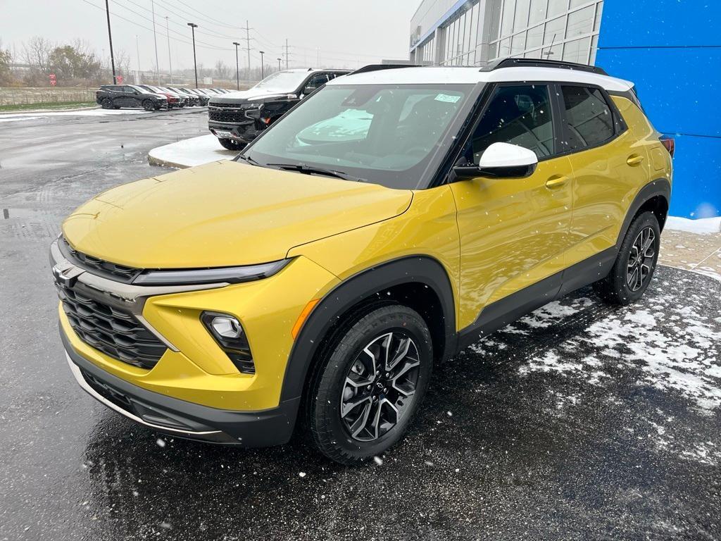 new 2025 Chevrolet TrailBlazer car, priced at $32,999