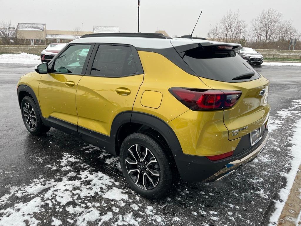 new 2025 Chevrolet TrailBlazer car, priced at $32,999