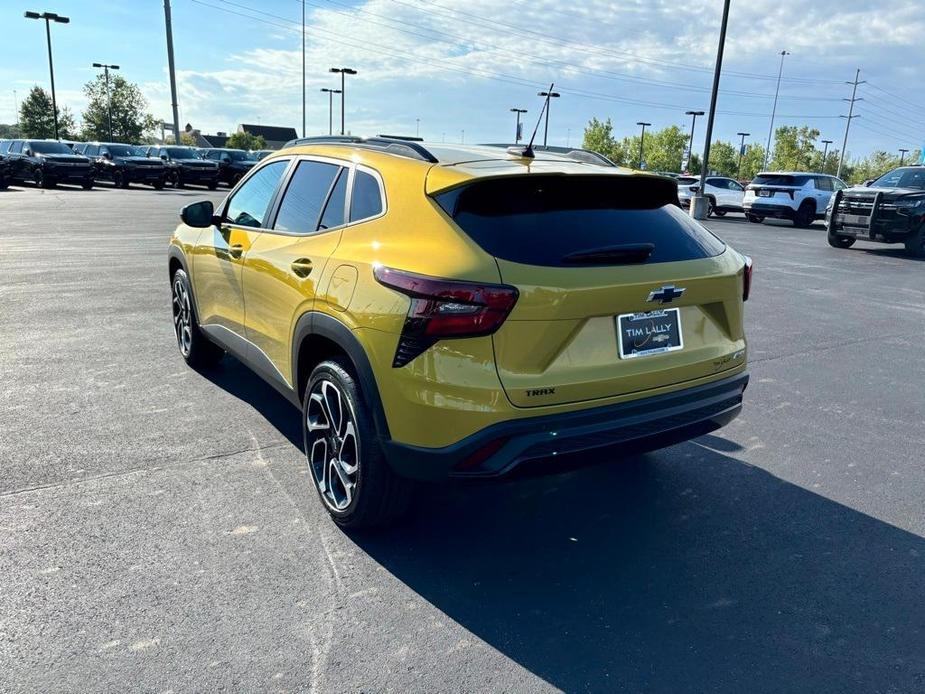 new 2025 Chevrolet Trax car