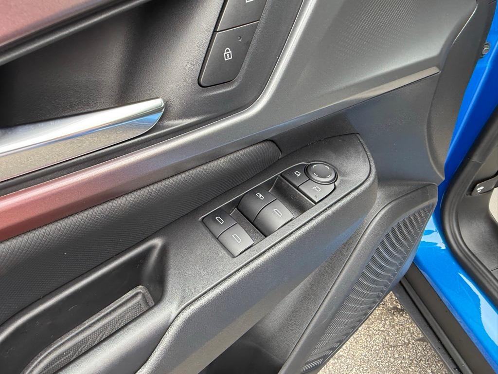 new 2025 Chevrolet Equinox EV car, priced at $44,015