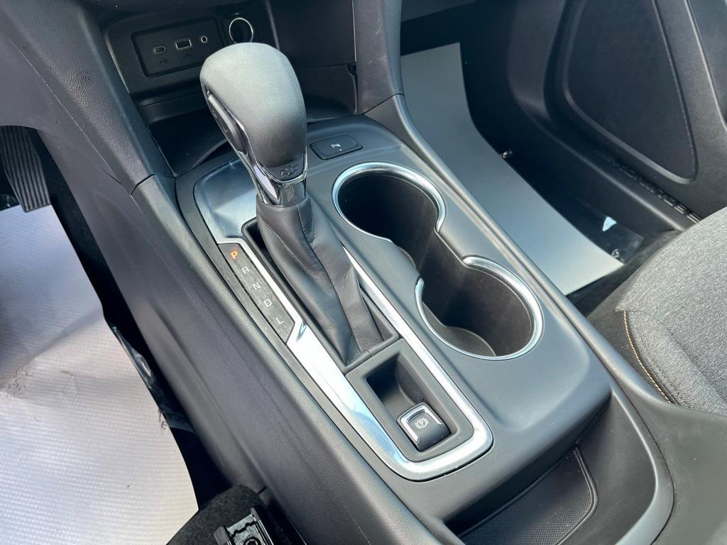 used 2022 Chevrolet Equinox car, priced at $22,900