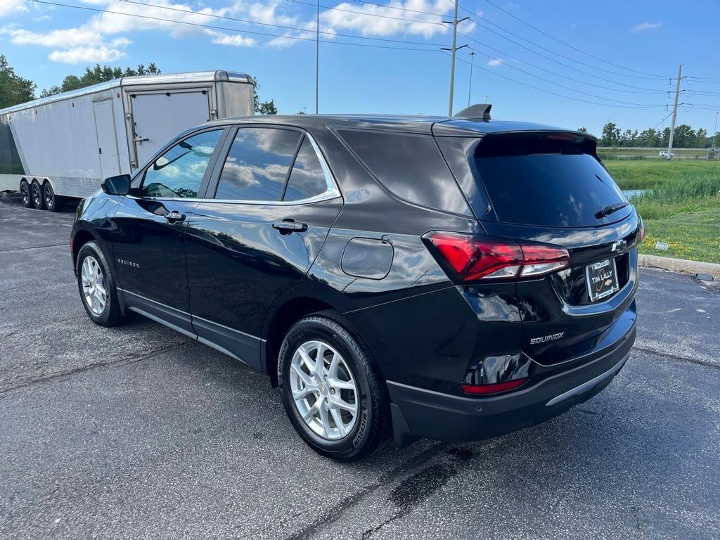 used 2022 Chevrolet Equinox car, priced at $22,900