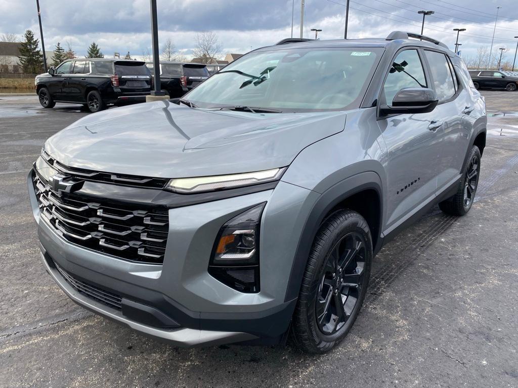 new 2025 Chevrolet Equinox car, priced at $33,635