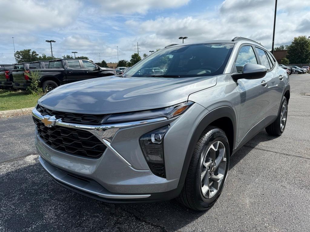 new 2025 Chevrolet Trax car, priced at $24,955