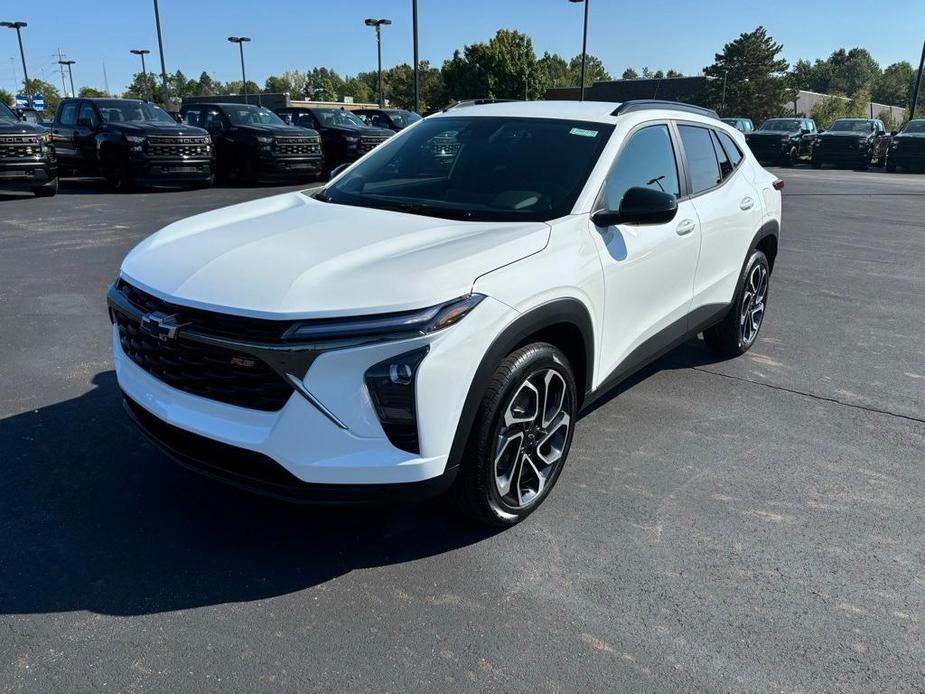 new 2025 Chevrolet Trax car