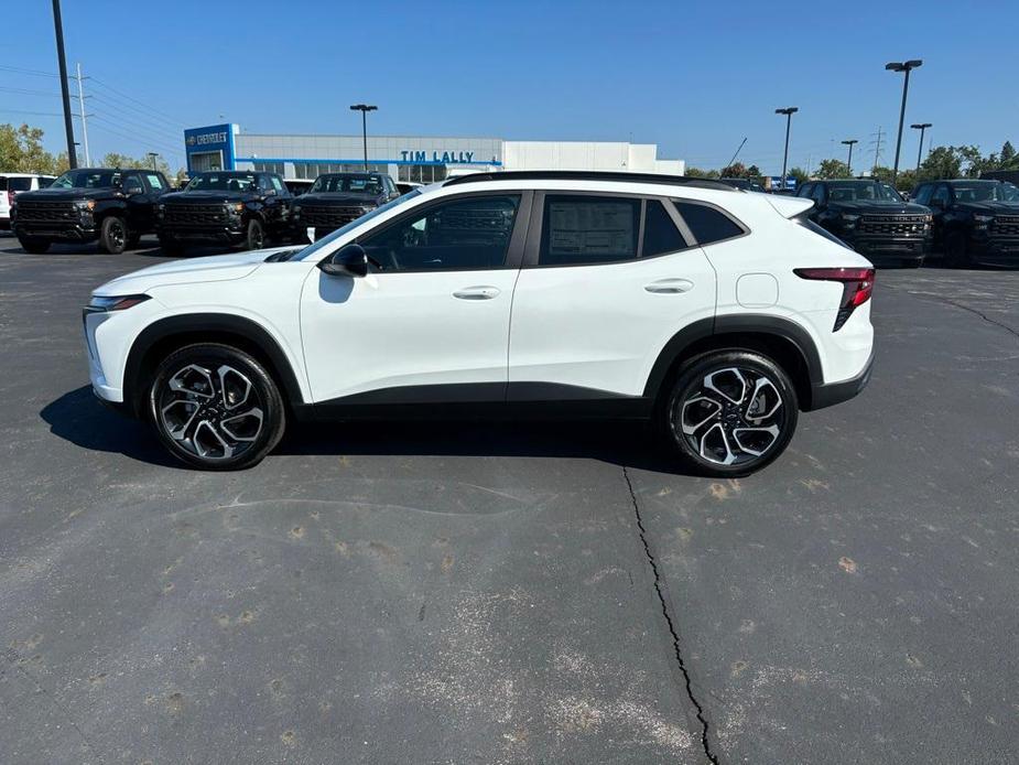 new 2025 Chevrolet Trax car