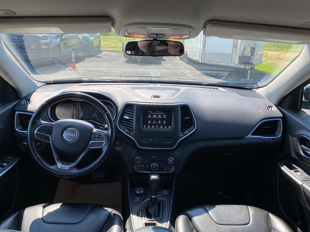 used 2020 Jeep Cherokee car, priced at $19,292