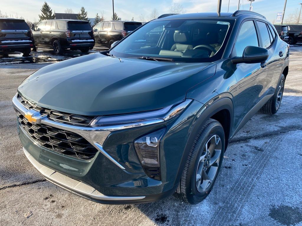 new 2025 Chevrolet Trax car, priced at $25,485