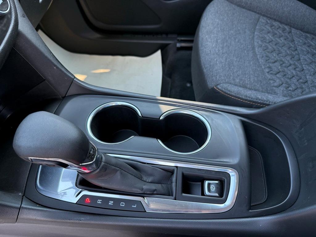 used 2022 Chevrolet Equinox car, priced at $22,870